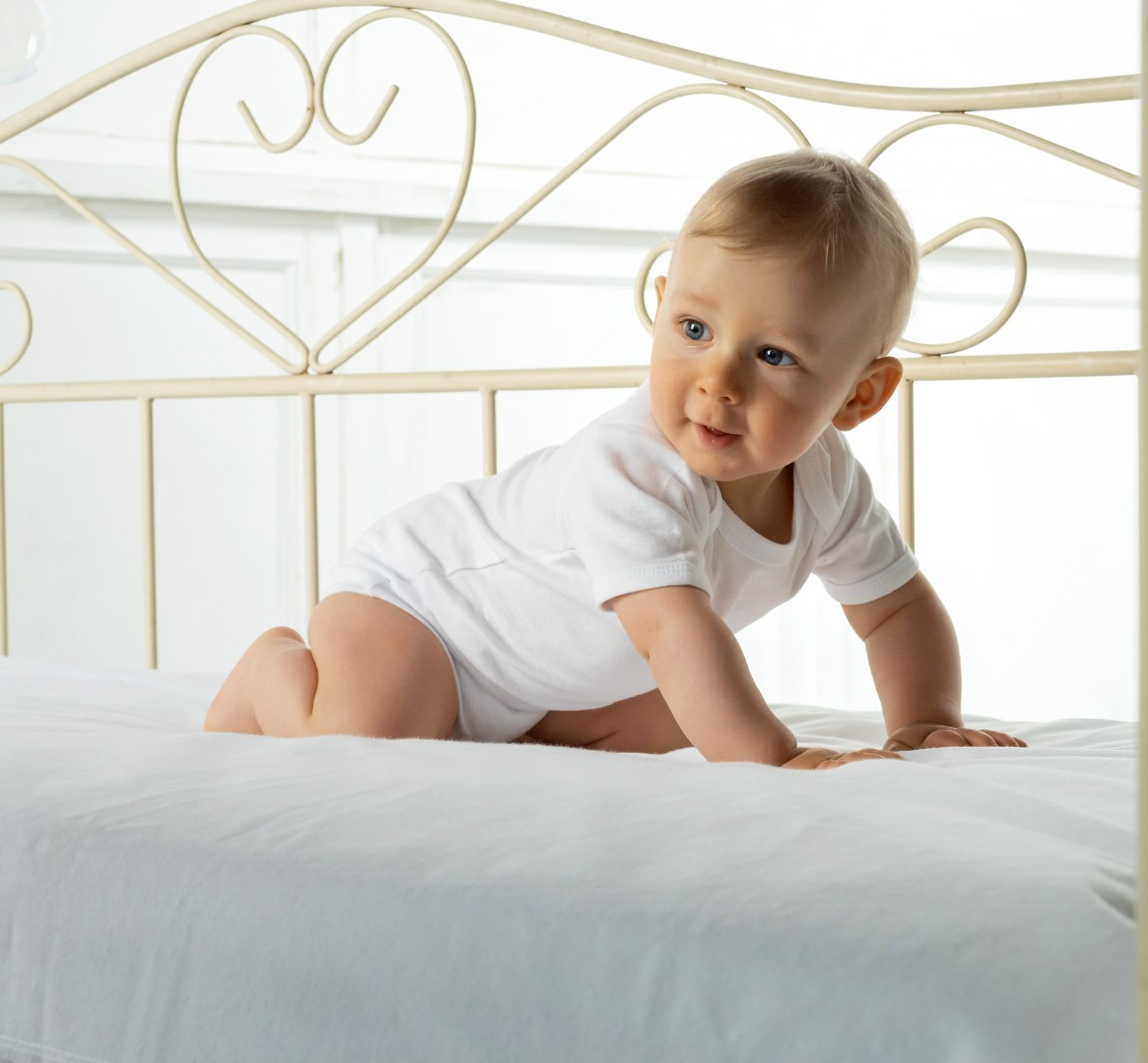 Playshoes Wasserdichte Babysana Betteinlage aus Molton Frottee