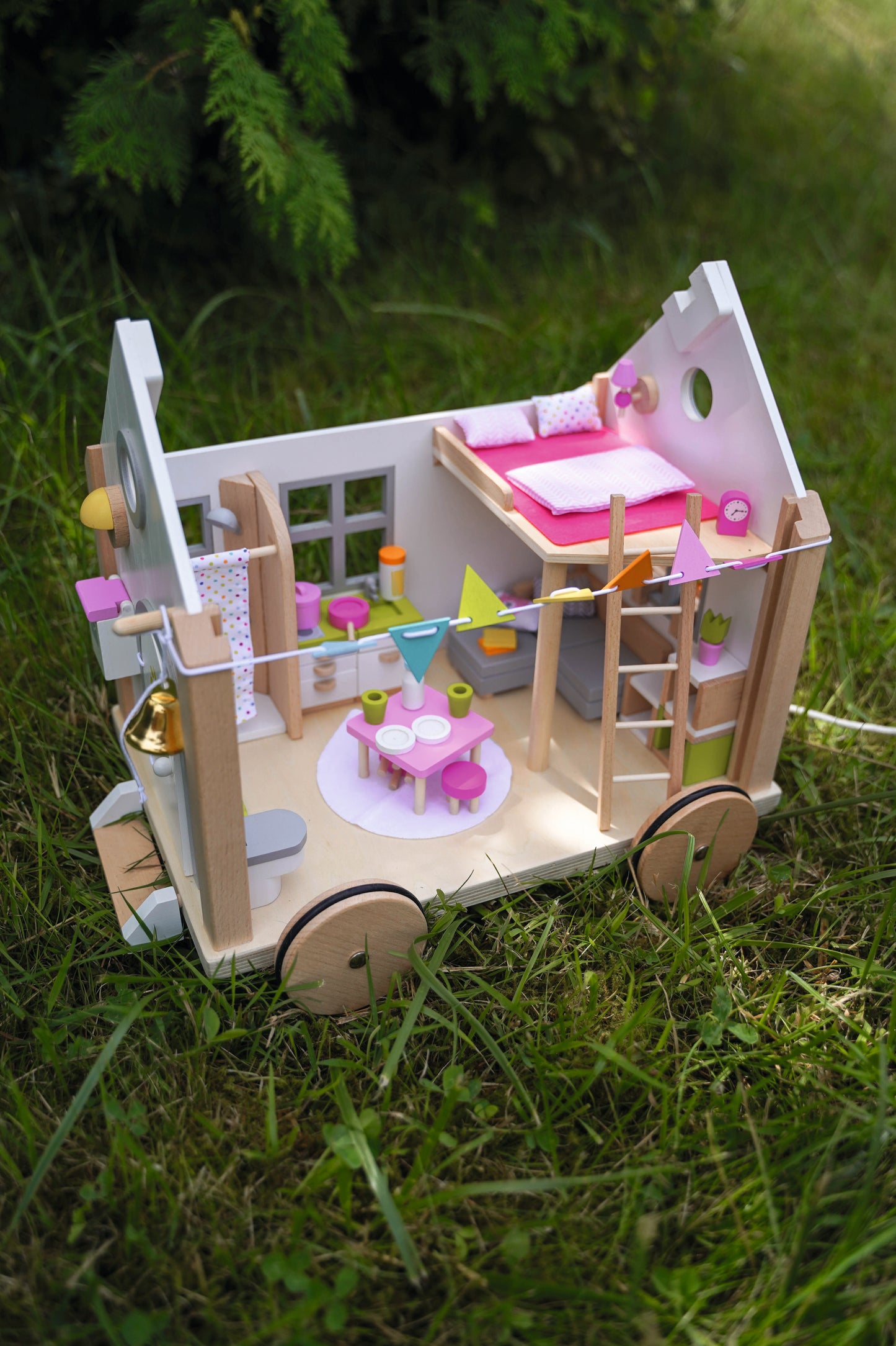 goki 66 Bunter Puppenwagen Tiny Haus Hygge