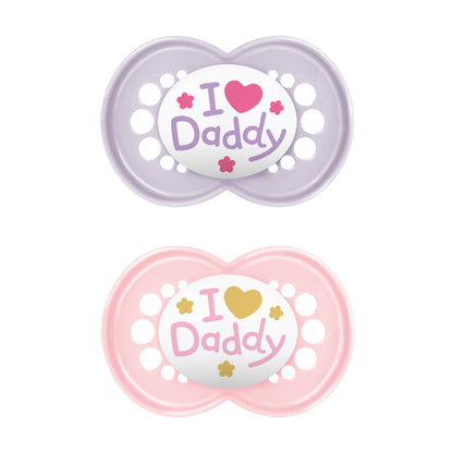 MAM Silikon Schnuller  I love Mummy oder I love Daddy -inkl. Sterilisierbox