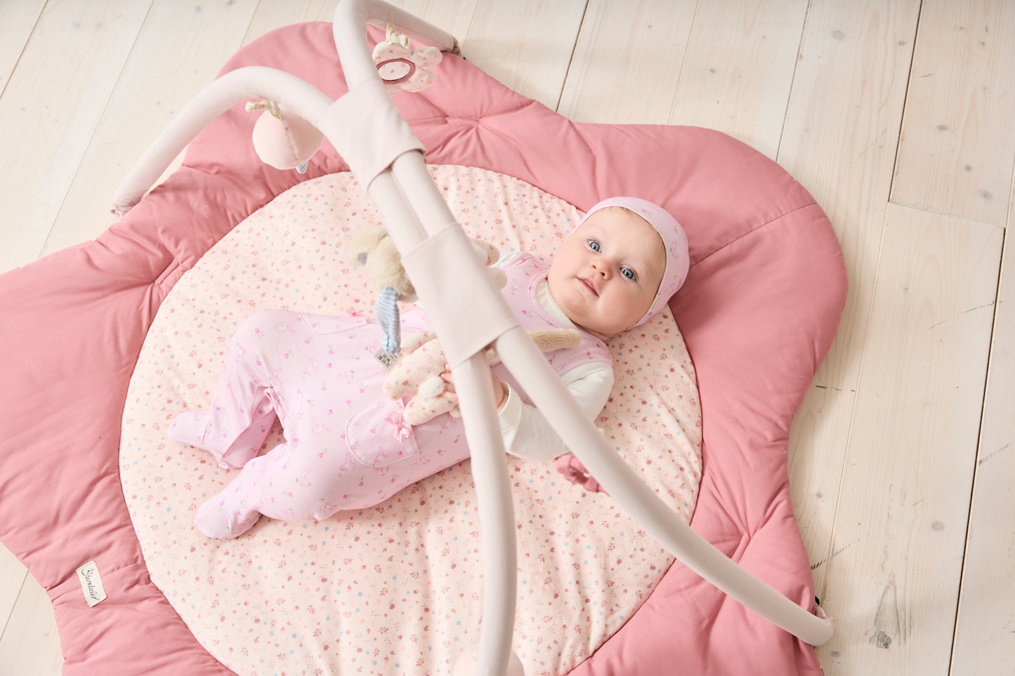 Sterntaler Babygym Spielbogen Hase Hanni Rosa
