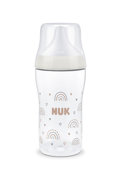 Nuk Perfect Match Geschenkset 0-6m Regenbogen 4x Babyflasche & 1x Schnuller & Flaschenbürste